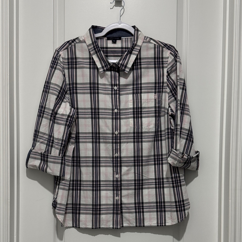 Women’s Tommy Hilfiger Blue, gray, pink and white  Plaid Casual Shirt XL